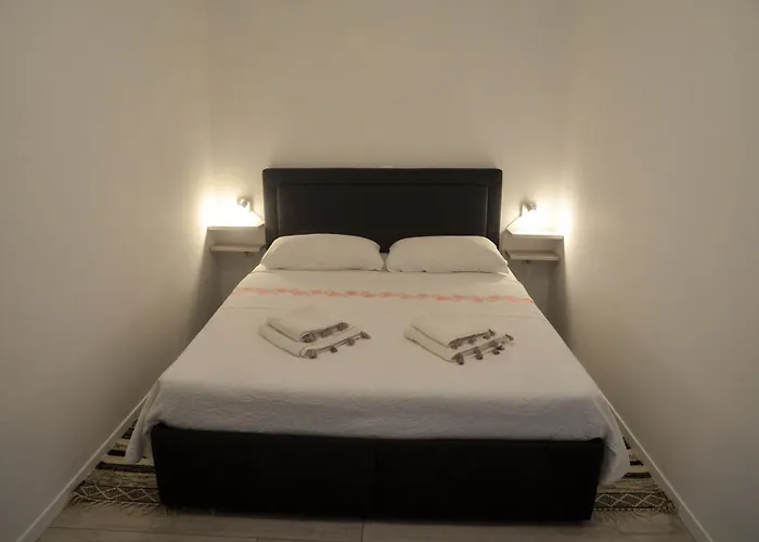 Apartments Mavra-Kukljica