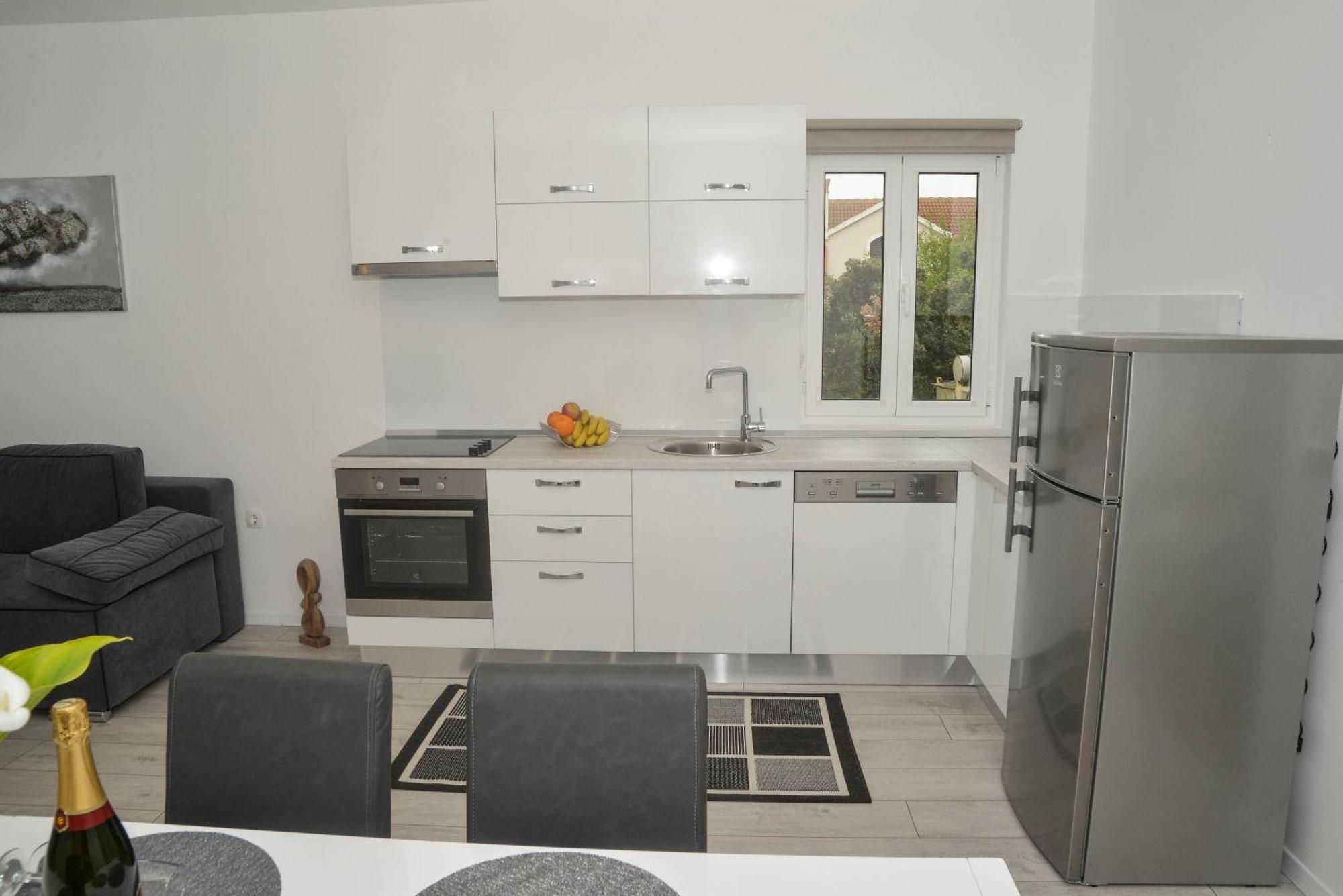 Apartment Mavra-kukljica *