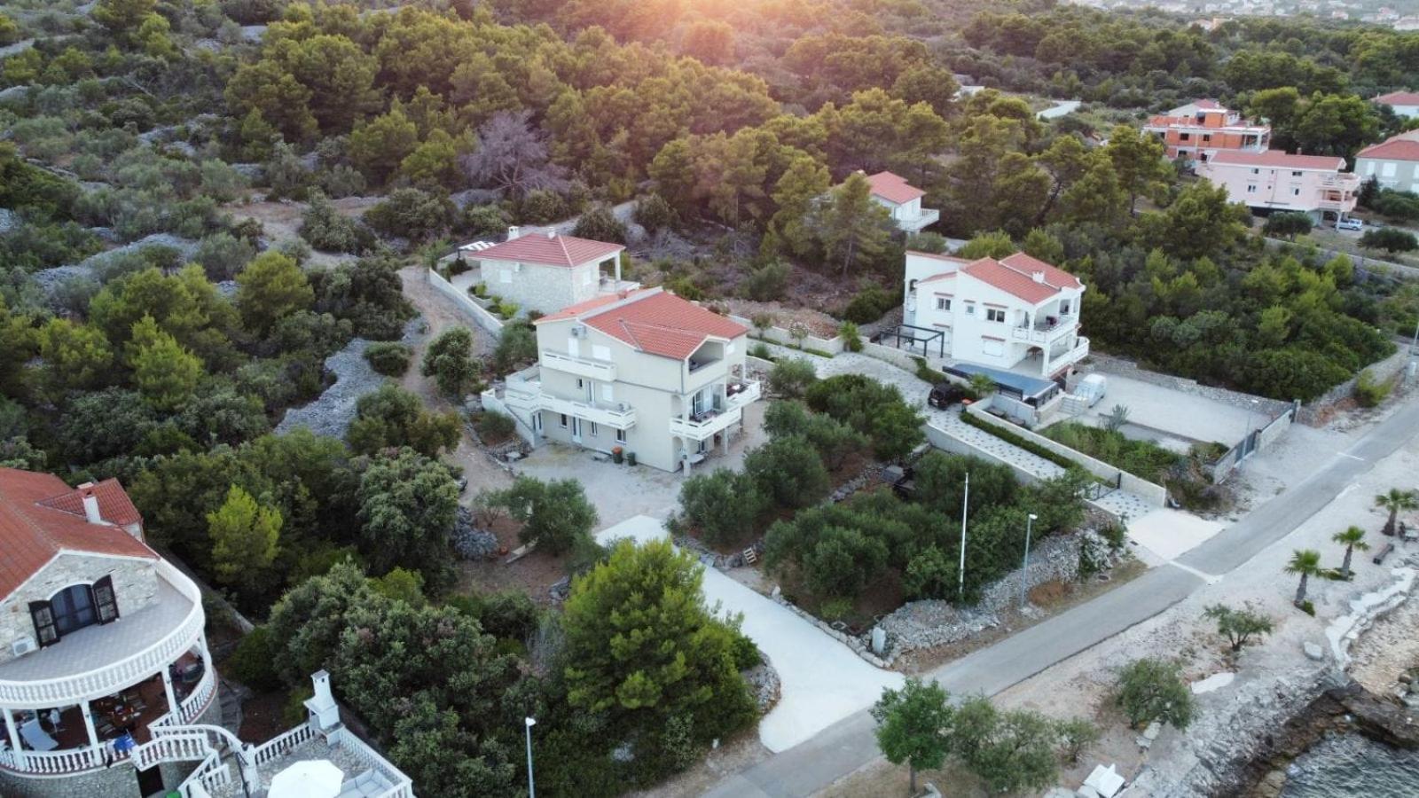 Mavra-kukljica Apartment *